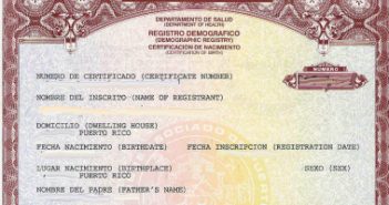 Fotografía de un certificado de nacimiento.