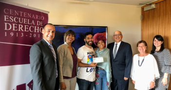 Beca Carmen M. Vargas Capriles a Estudiante de Derecho UPR