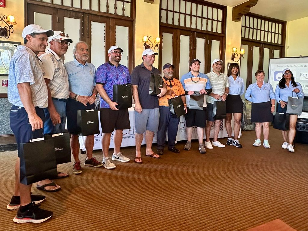 XV Torneo de Golf 2024 - entrega de premios y rifa (9)